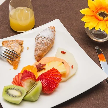 Unahotels Regina Bari 4* Torre A Mare