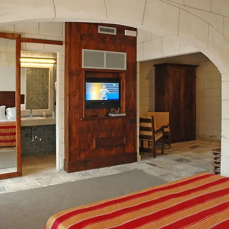 Unahotels Regina Bari 4*