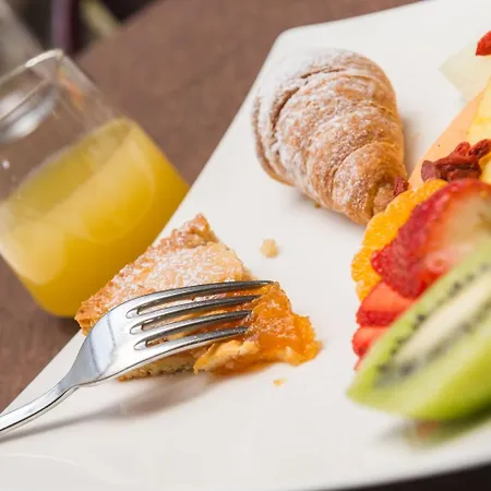 Hotel Regina Bari 4*