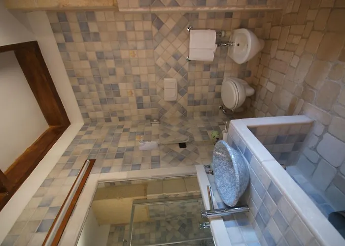 Regina Bari Torre A Mare